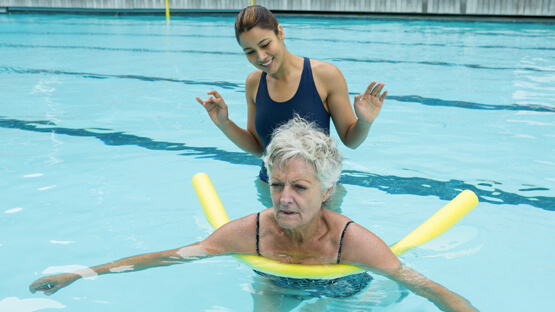 Aquatic Physical Therapy Offers Benefits Land Based Treatments Can't